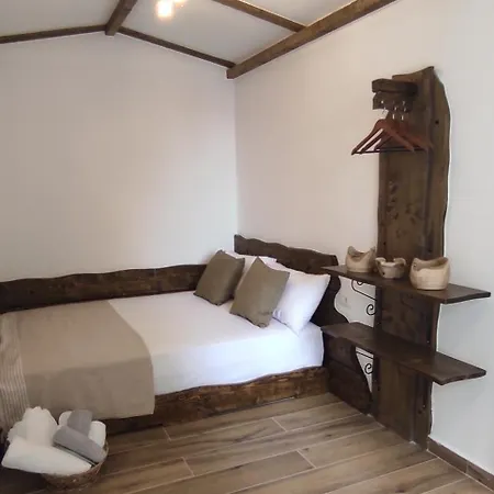 Artisan Walking Distance From The